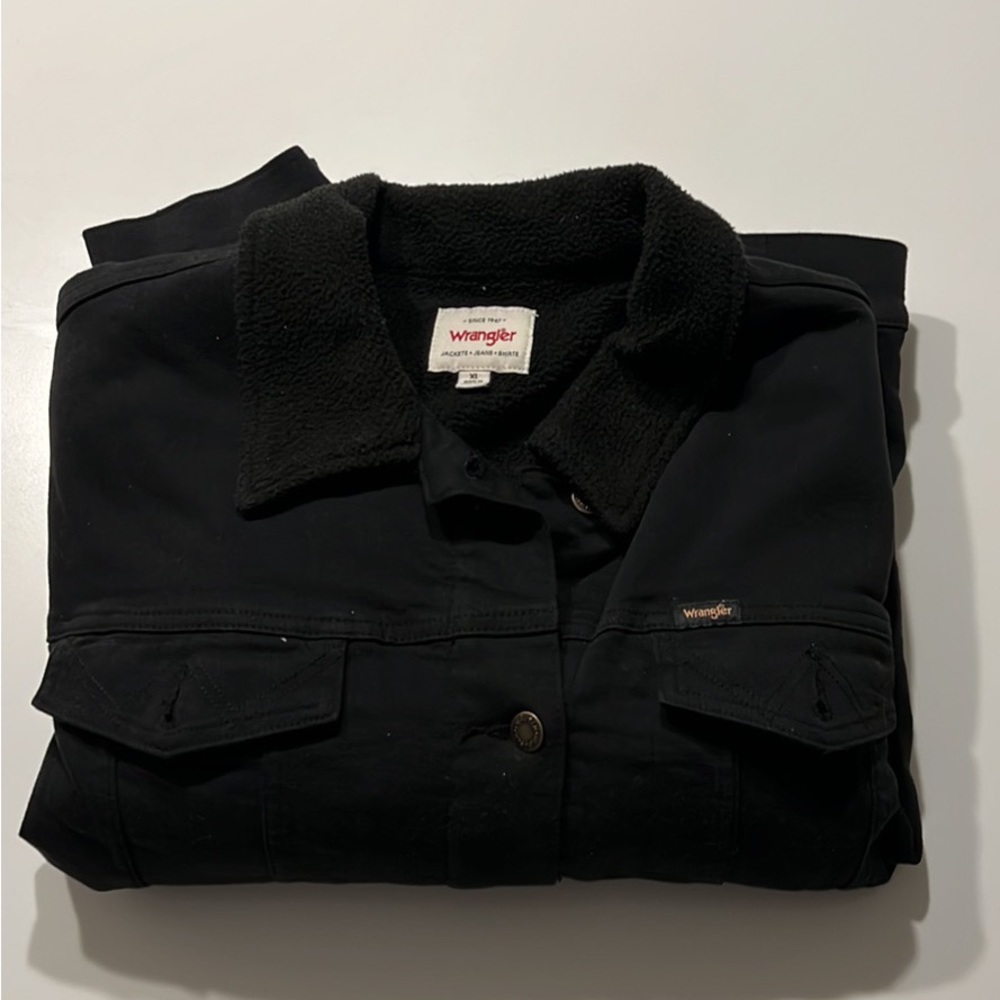 Wrangler fleece lined black jacket size XL